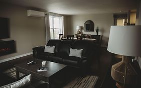 Riverside Suites